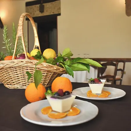 Azienda Agrituristica Biologica Il Querceto *