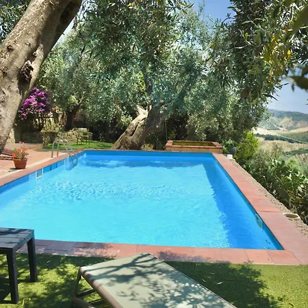 Farm stay Azienda Agrituristica Biologica Il Querceto Santa Severina