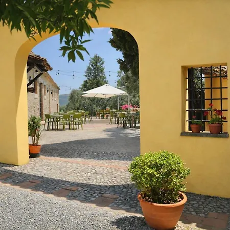 Azienda Agrituristica Biologica Il Querceto Κατάλυμα σε φάρμα Αγία Σεβερίνα