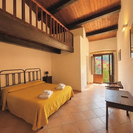 Azienda Agrituristica Biologica Il Querceto Farma