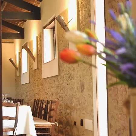 Azienda Agrituristica Biologica Il Querceto Farm stay Santa Severina