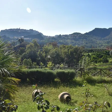 Farm stay Azienda Agrituristica Biologica Il Querceto Santa Severina