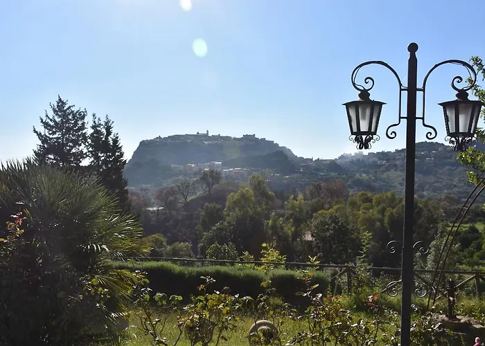 Azienda Agrituristica Biologica Il Querceto בית חווה Santa Severina